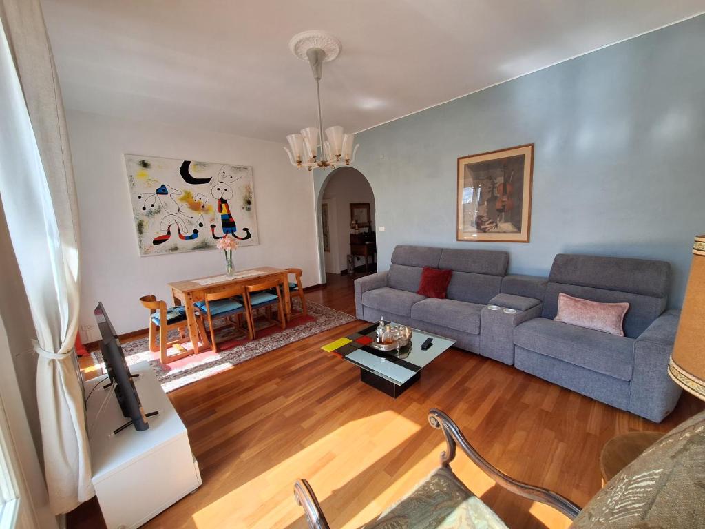 Arno River view Apartment Terraces, Free Parking - 4