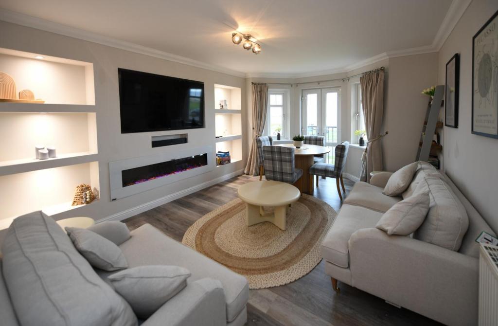Barassie Bay View apartment, Troon
