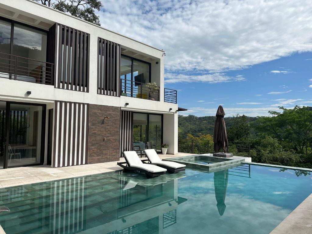 Casa de lujo en villeta - 2