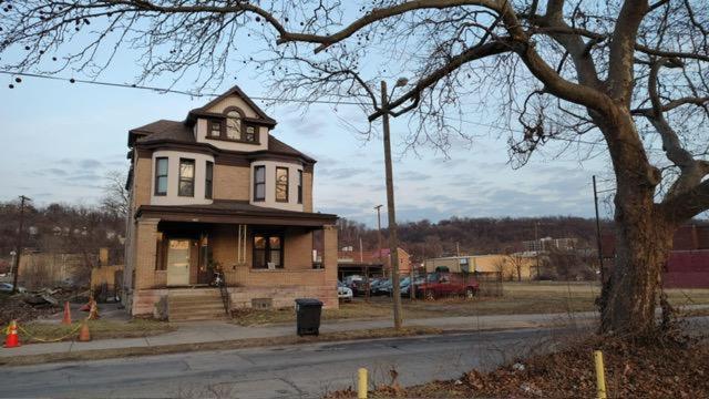 Valley and city views, Steubenville