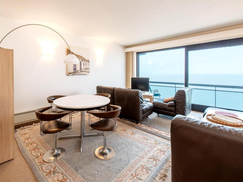 Apartment in Middelkerke with Sea View, Middelkerke