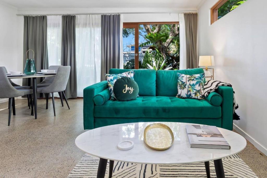 Garden Hideaway, Tewantin