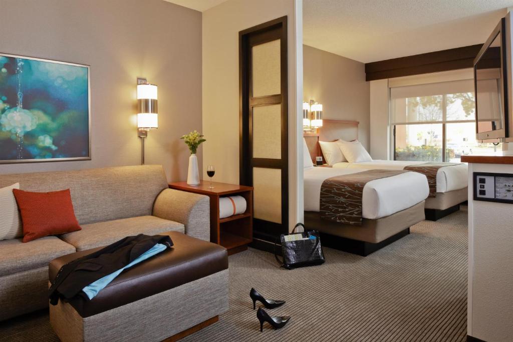 Hyatt Place Richmond Arboretum photo