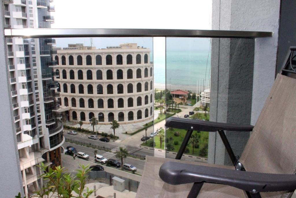Sea view apartment 1st line, Batumi