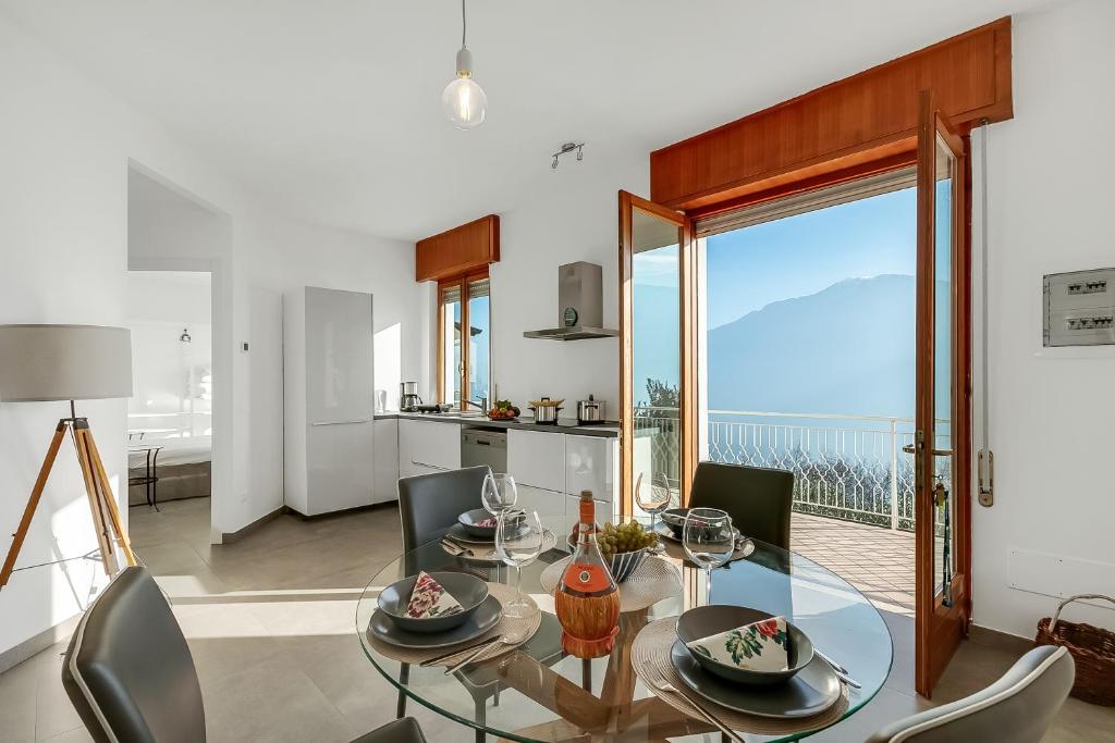 Casa Panorama in Tremosine with View Terrace - Happy Rentals - 1