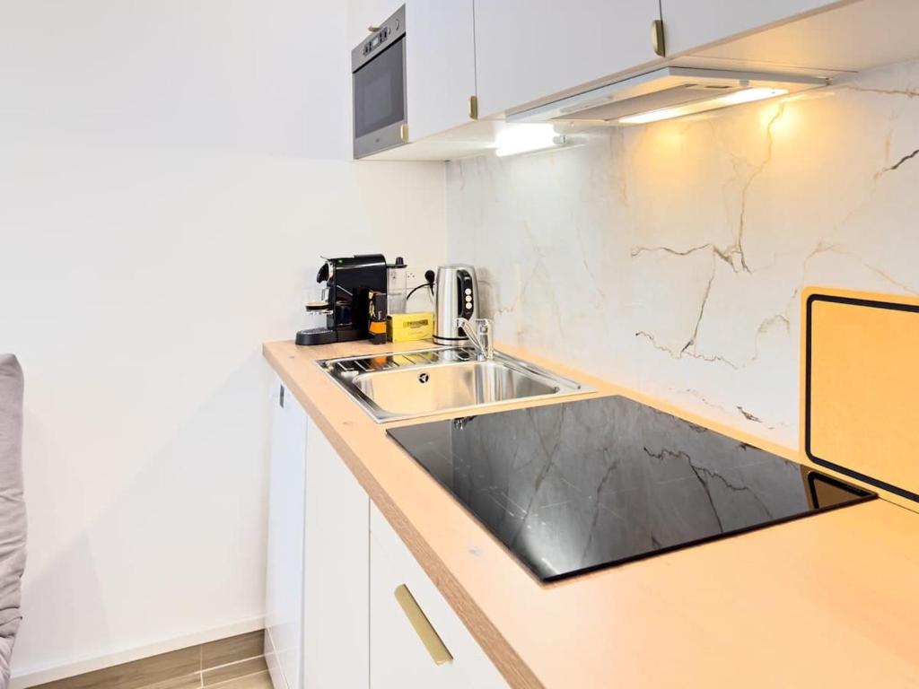 Montparnasse - 1BR - 4