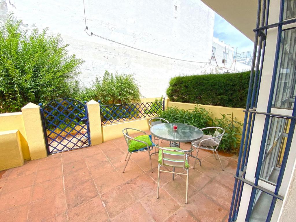 Huerta Enmedio 15 Terraced house in tranquil location in Conil center sleeps 4 - 2