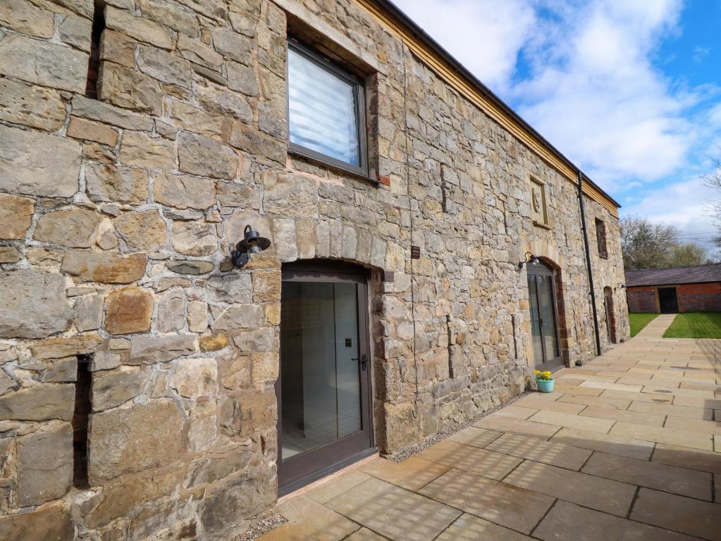 Threshers Barn, Oswestry