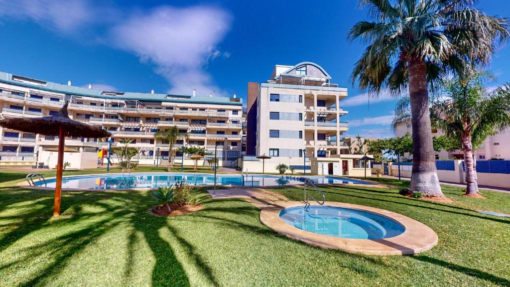 Apartamento Yuka en Dénia luminoso con terraza y piscina by Family Homes Rentals - 2