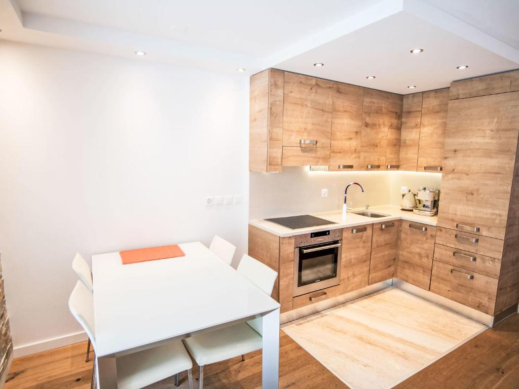 Apartment Cristal-11 by Interhome - 2