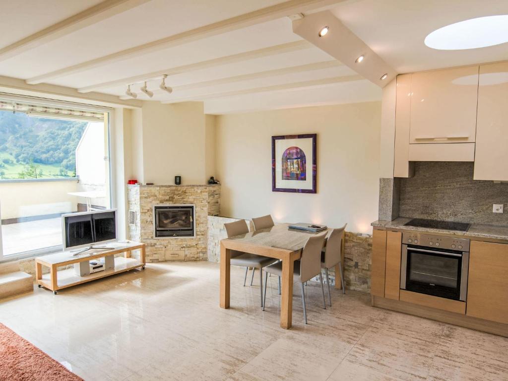 Apartment Cristal-10 by Interhome - 2
