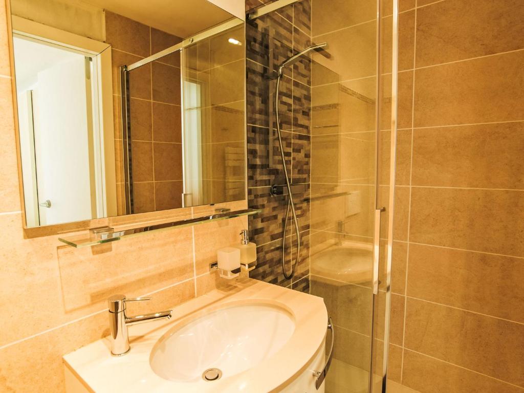 Apartment Cristal-5 by Interhome - 5