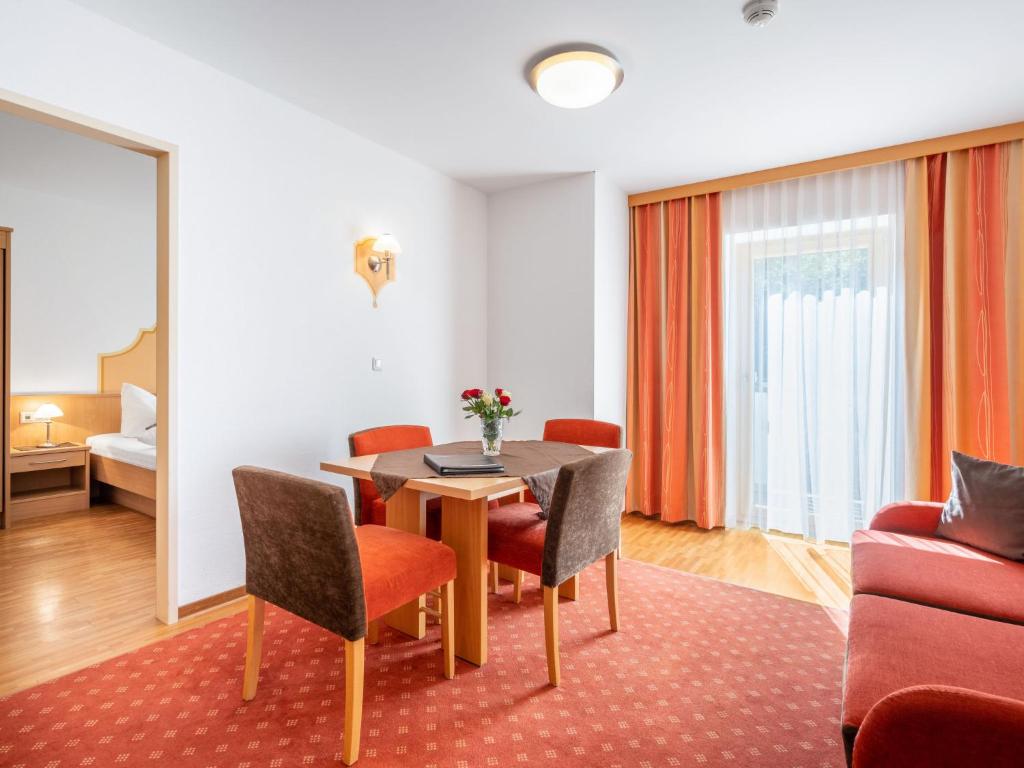Apartment Rosa-6 by Interhome - 4