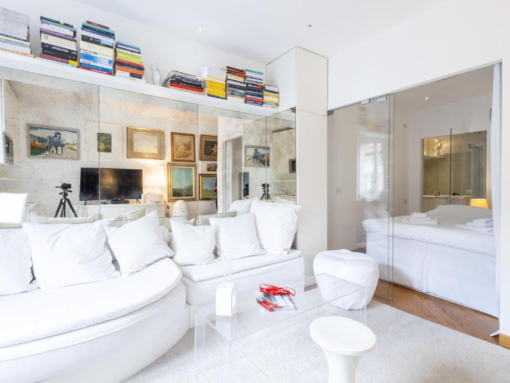 Studio Sant' Andrea Fashion Suite by Interhome - 2