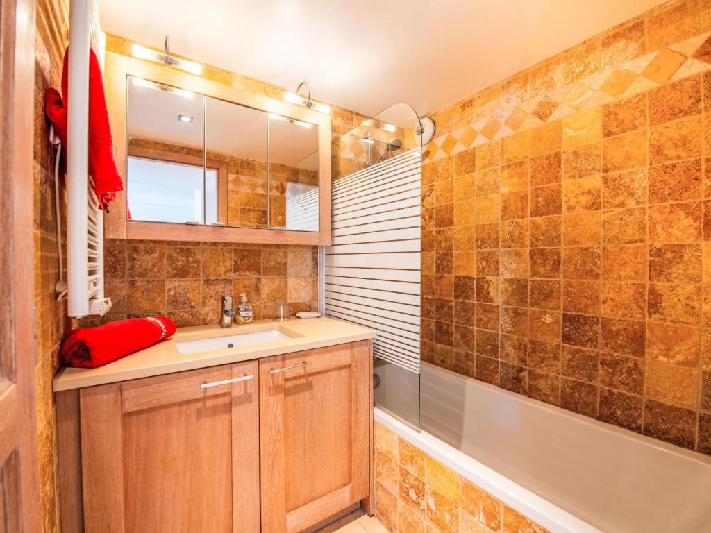 Apartment Le Domaine de la Baie-4 by Interhome - 4