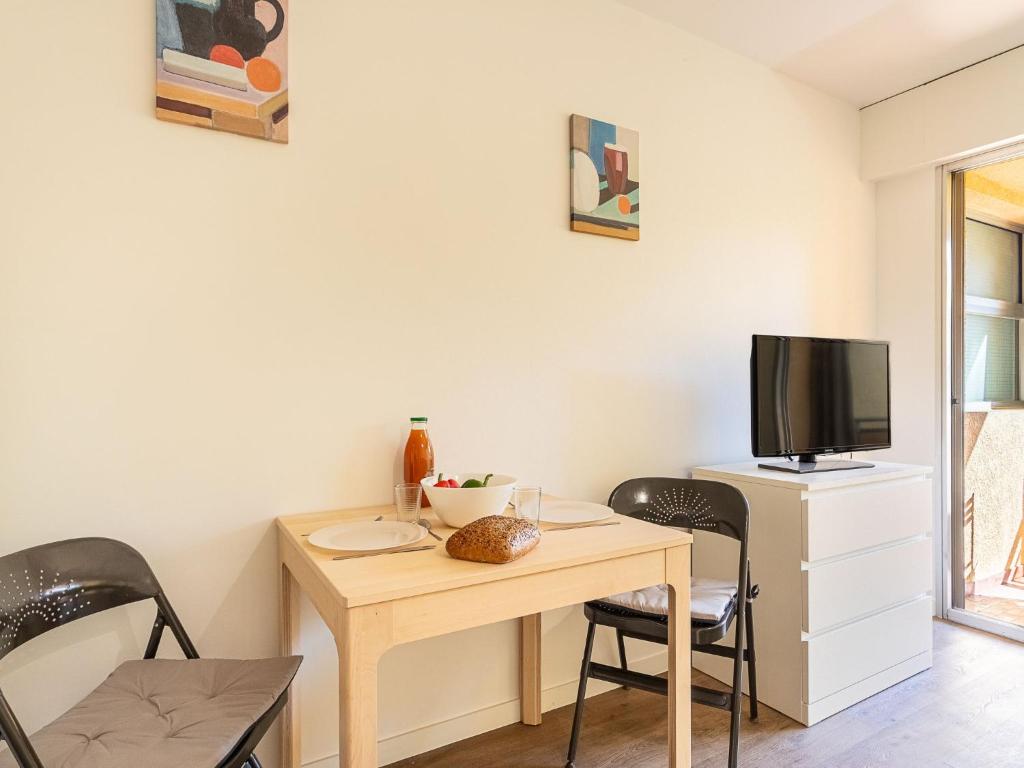 Apartment Les Boutons d'Or by Interhome - 4
