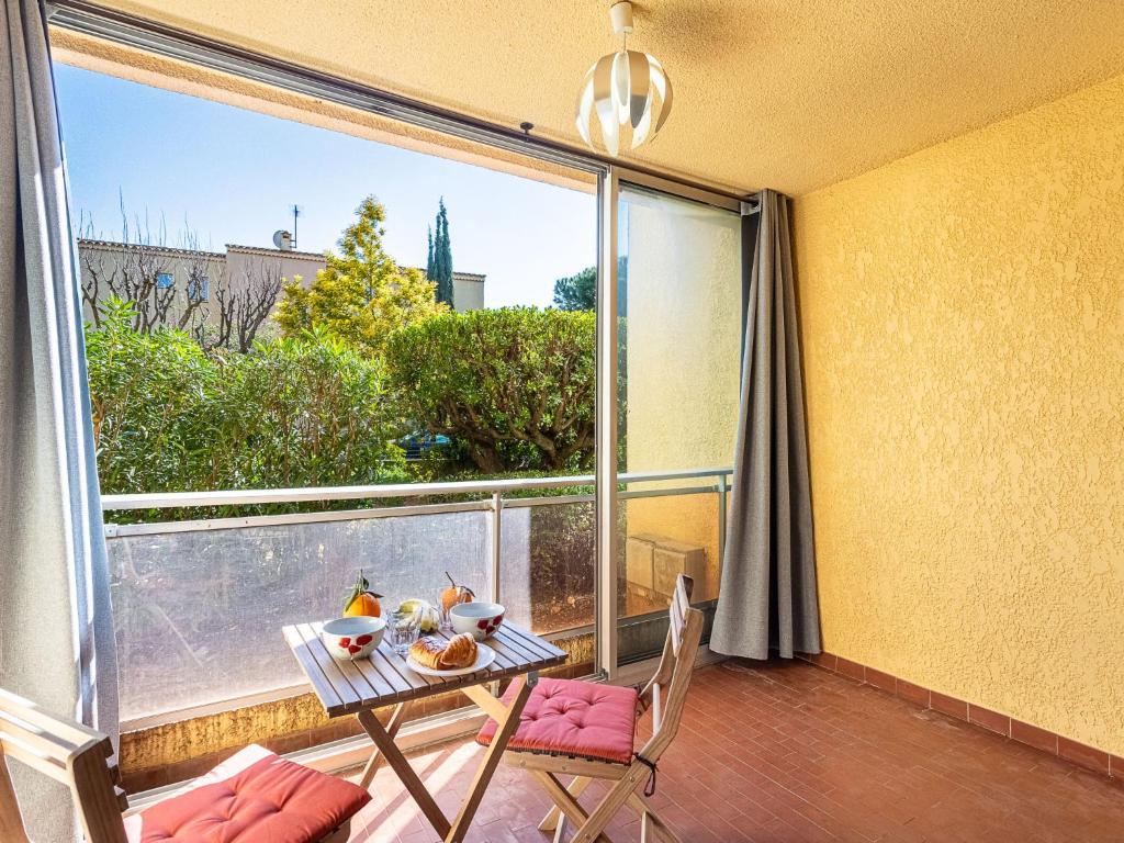 Apartment Les Boutons d'Or by Interhome - 1