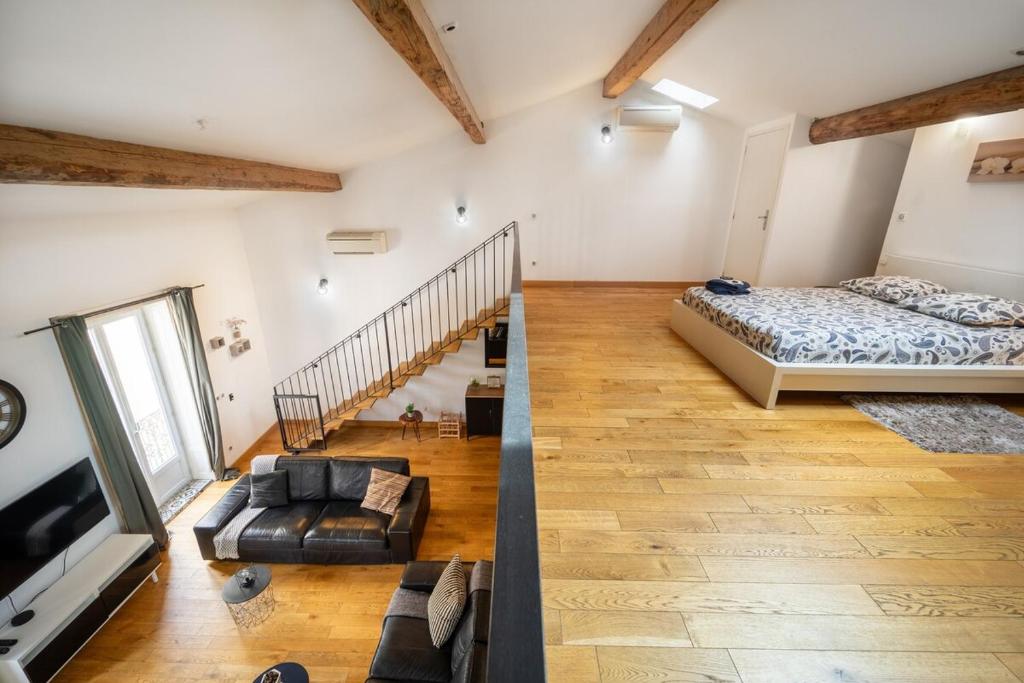Loft - Climatisation, Parking, Tout équipé - 2