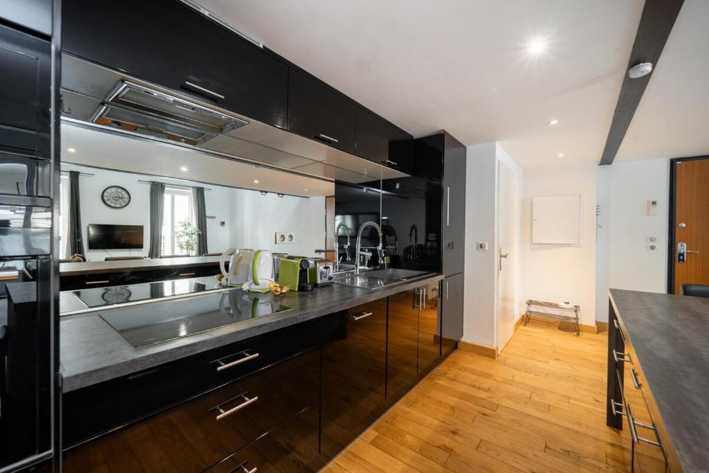 Loft - Climatisation, Parking, Tout équipé - 3