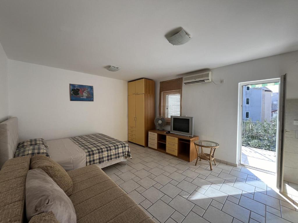 Perfect studio-apartment in Petrovac - 5