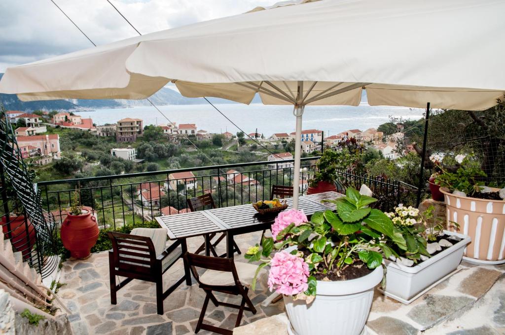 Fantastic View Apartments — Hotel in Kefalonia