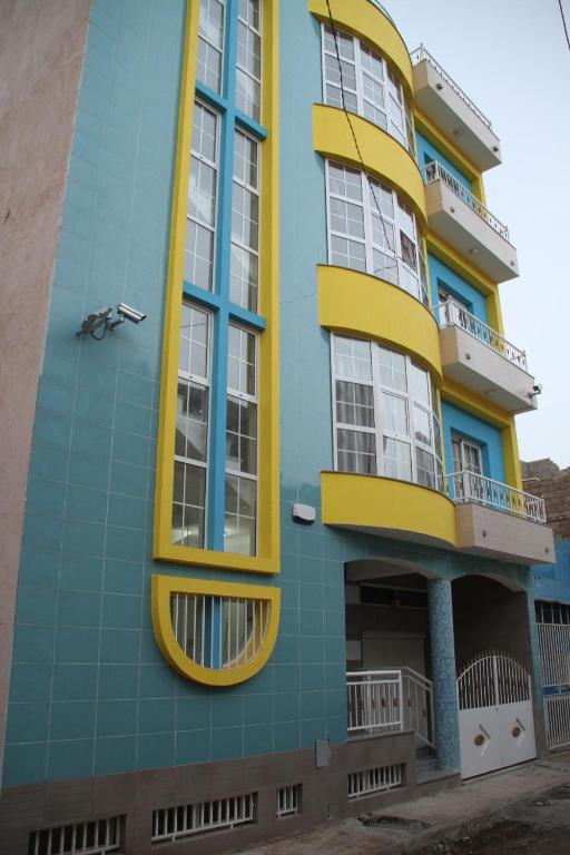 Delfim Apartamentos, Praia