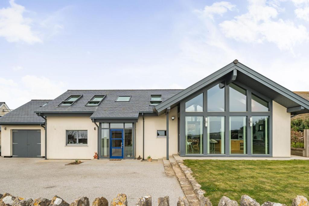 All Ways, Burton Bradstock