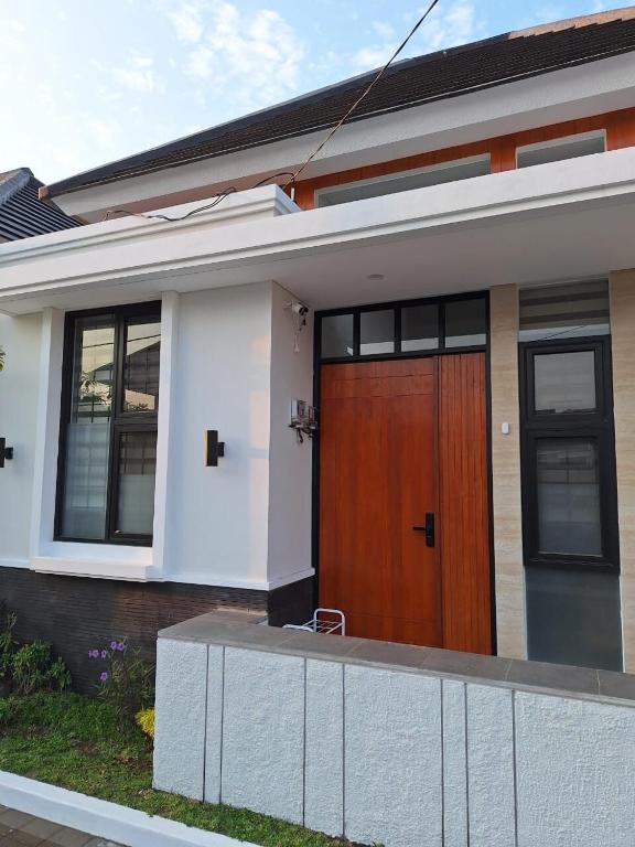 Casadena Maguwo, Sleman