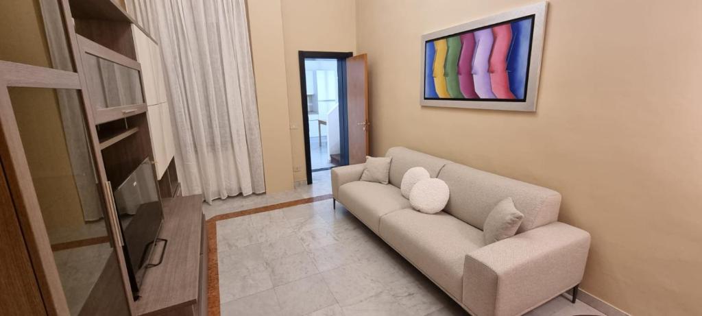 Paradise Inn 2, Livorno