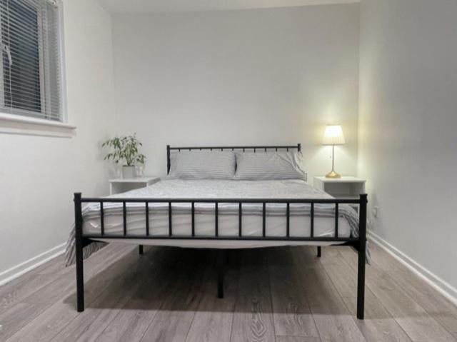 Double room in 3 bedroom house, Edinburgh