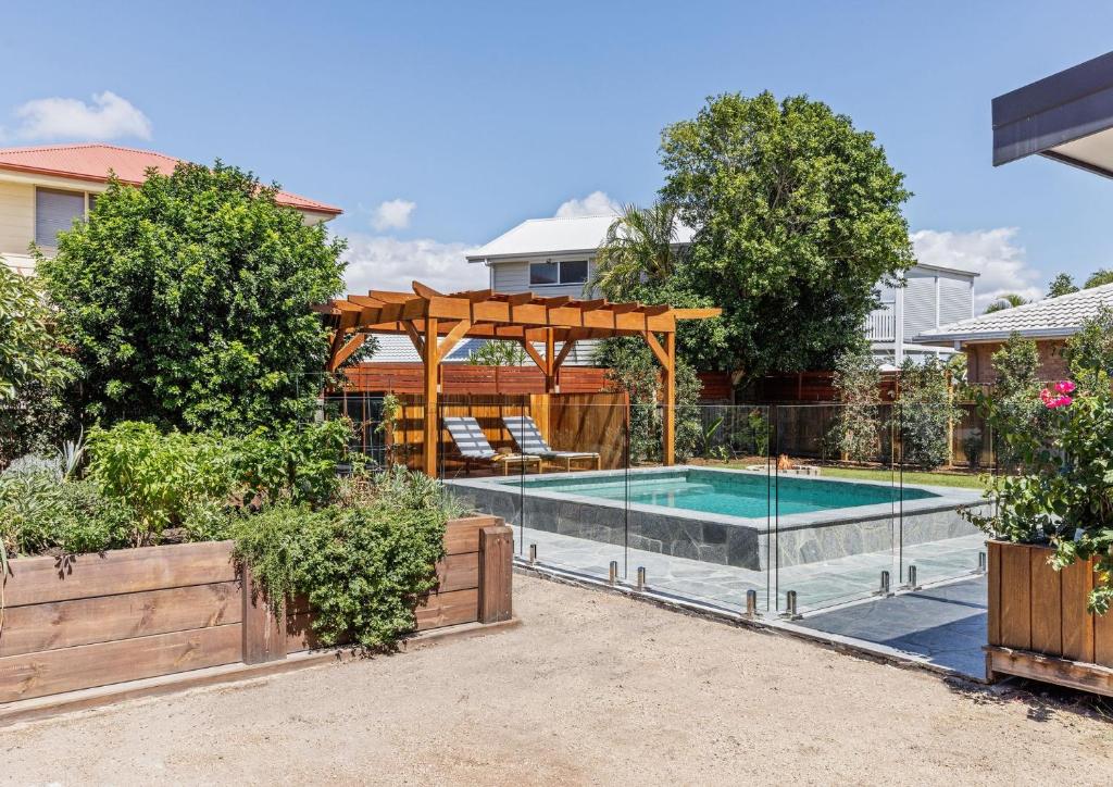 Mariners Rest - Heated pool and outdoor spa, Yamba