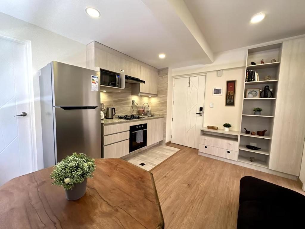 Cozy smart studio & home office - 1