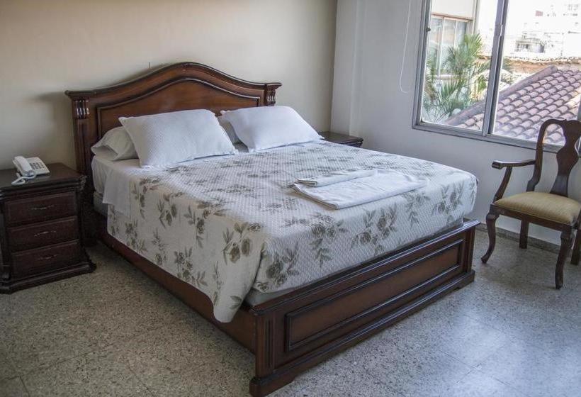 Hotel Libertador - 4