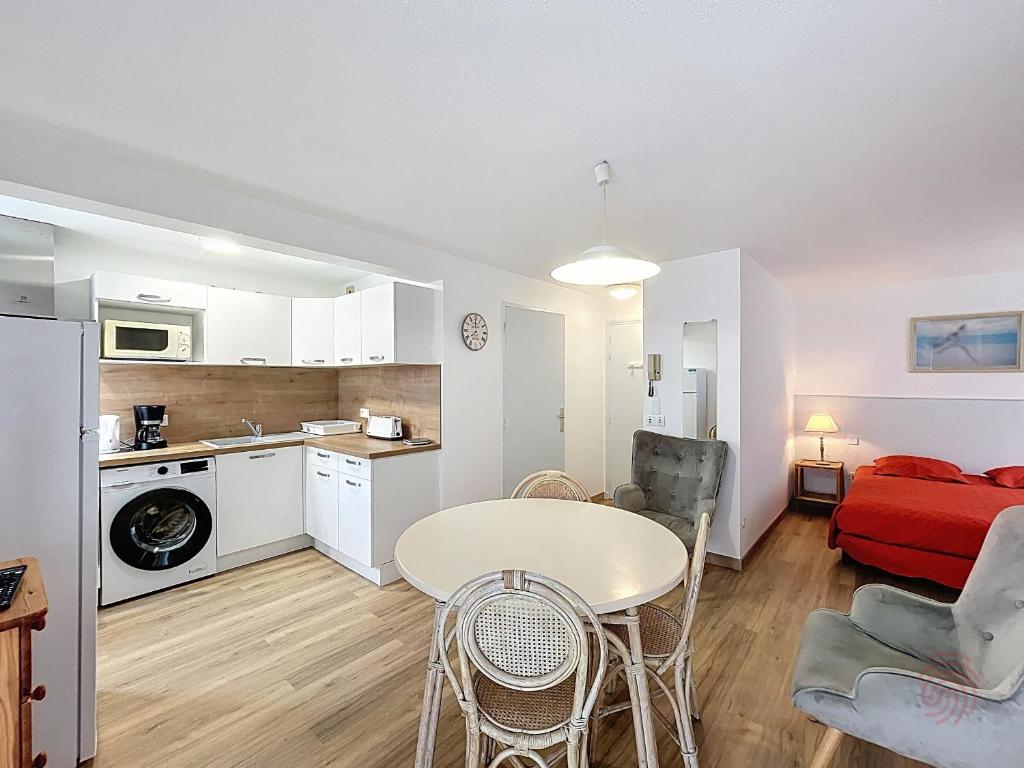 Studio cosy proche Thermes et centre-ville avec terrasse, animaux acceptés – Lamalou-les-Bains - FR-1-451-67 - 1