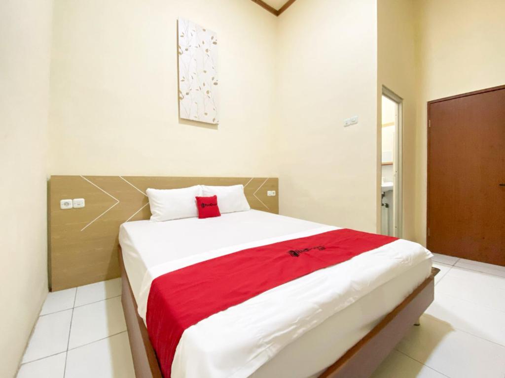 RedDoorz Syariah at Jatiroto Lumajang, Jatiroto