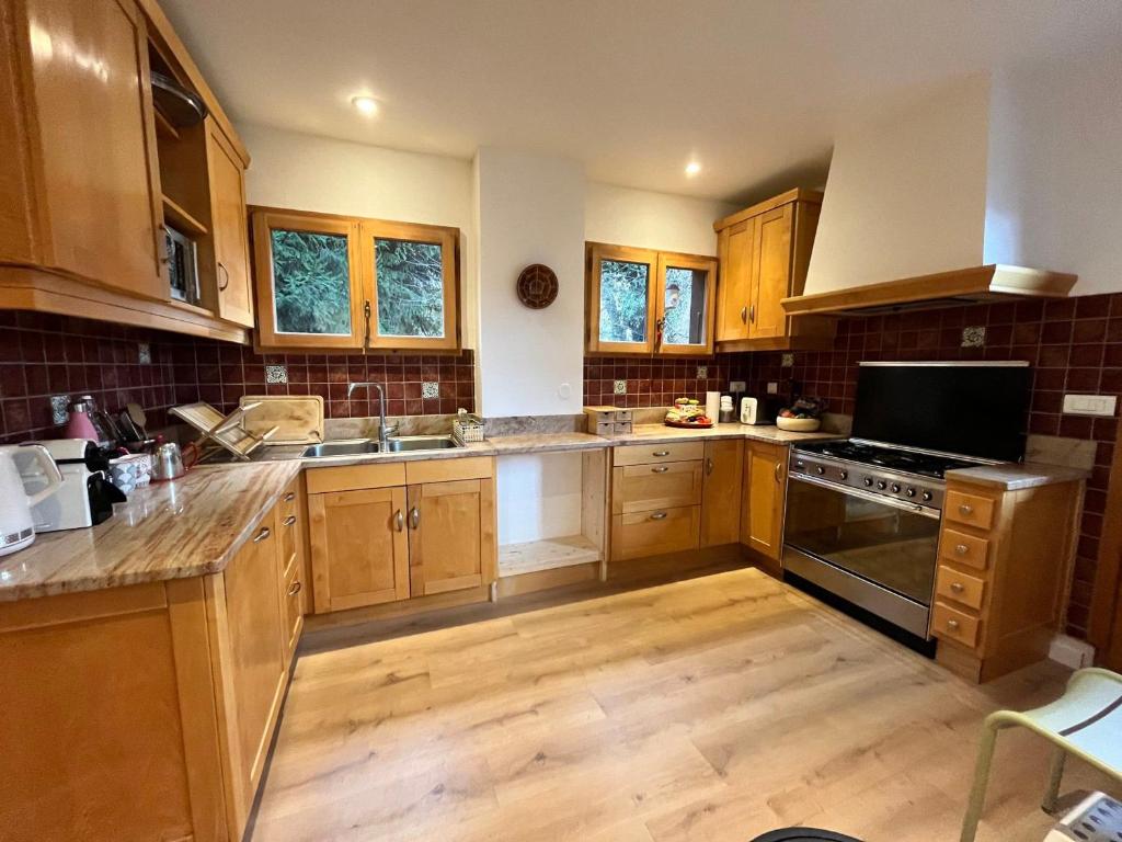 Chalet rénové à Samoëns - Calme et confort avec terrasse - FR-1-624-178 - 5