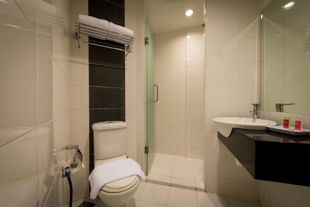 Bathroom, Hotel Sentral KL @ KL Sentral Station in Kuala Lumpur