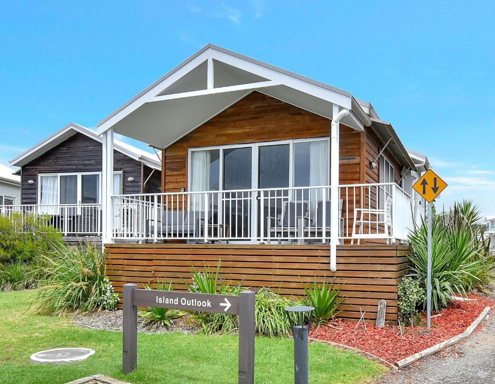 Sandy Isles at Caves Beach Villas, Caves Beach