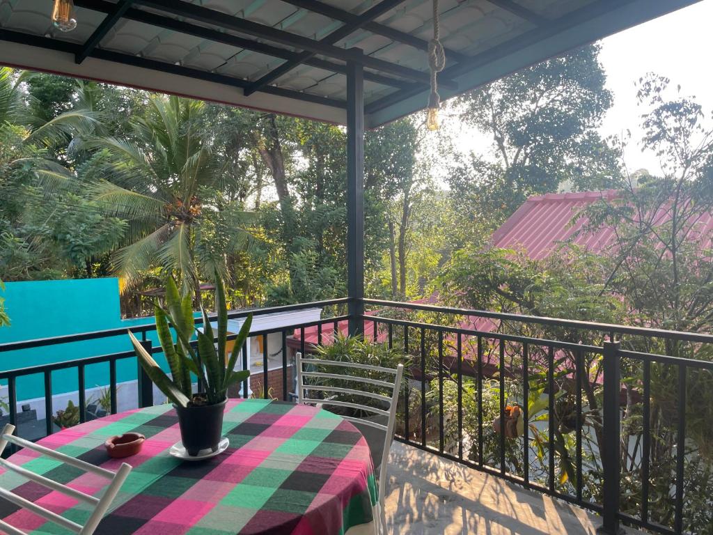 Green Nest, Weligama