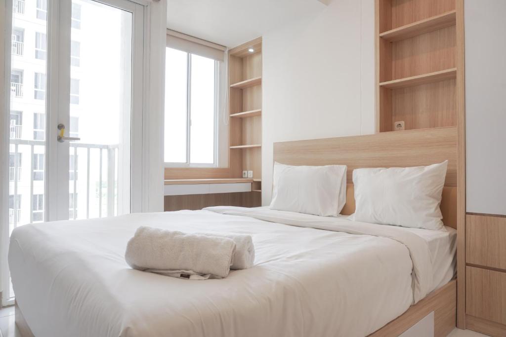 Fancy Designed Studio Room at Tokyo Riverside PIK 2 Apartment By Travelio, Rawalembang