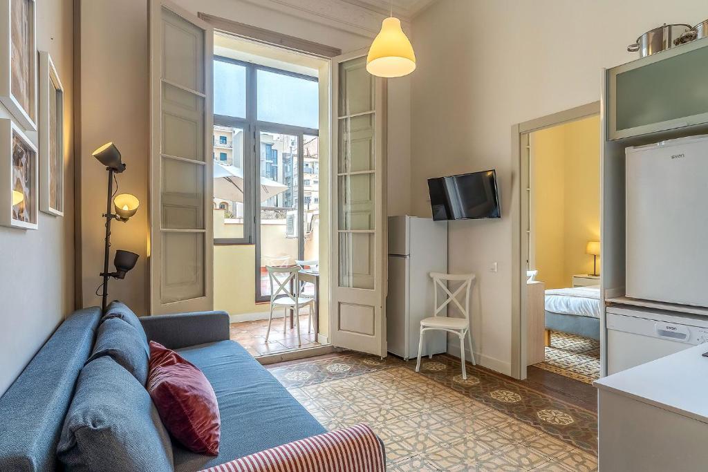 AB Bailen Apartments - 2