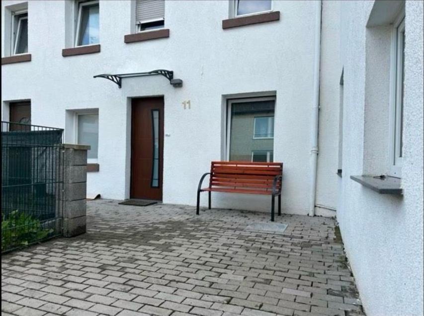 Monteur & Wohnhaus in Kohlscheid 5 - 6 Schlafplätze, Herzogenrath