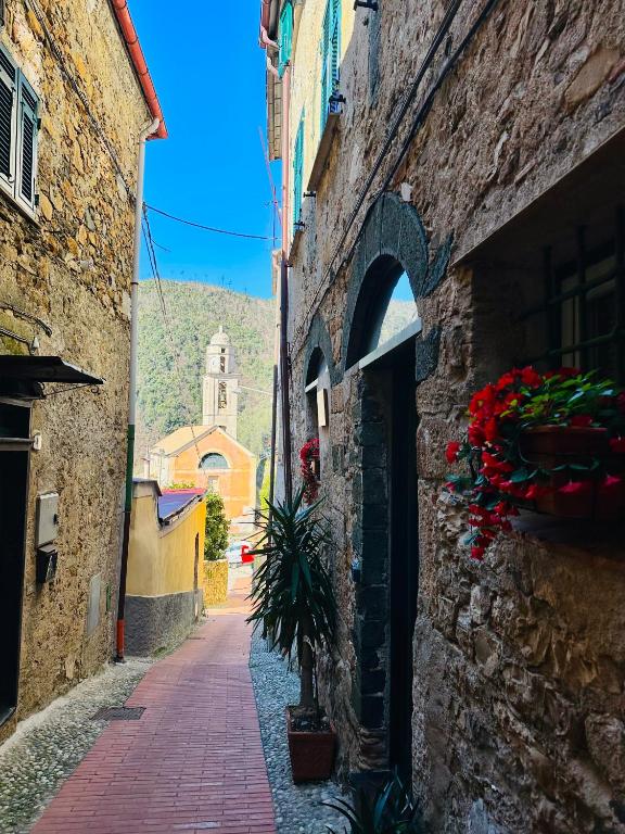 Tre Caravelle, Levanto