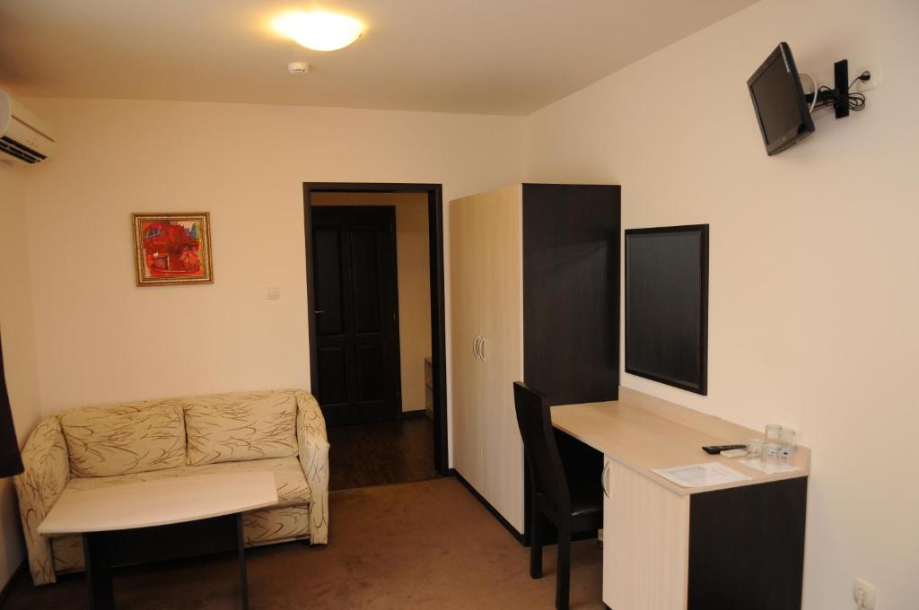 Hotel Balkan photo