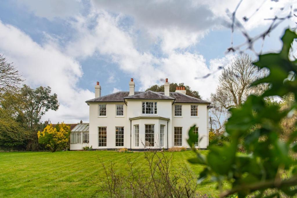 Nares House by Bloom Stays, Ashford