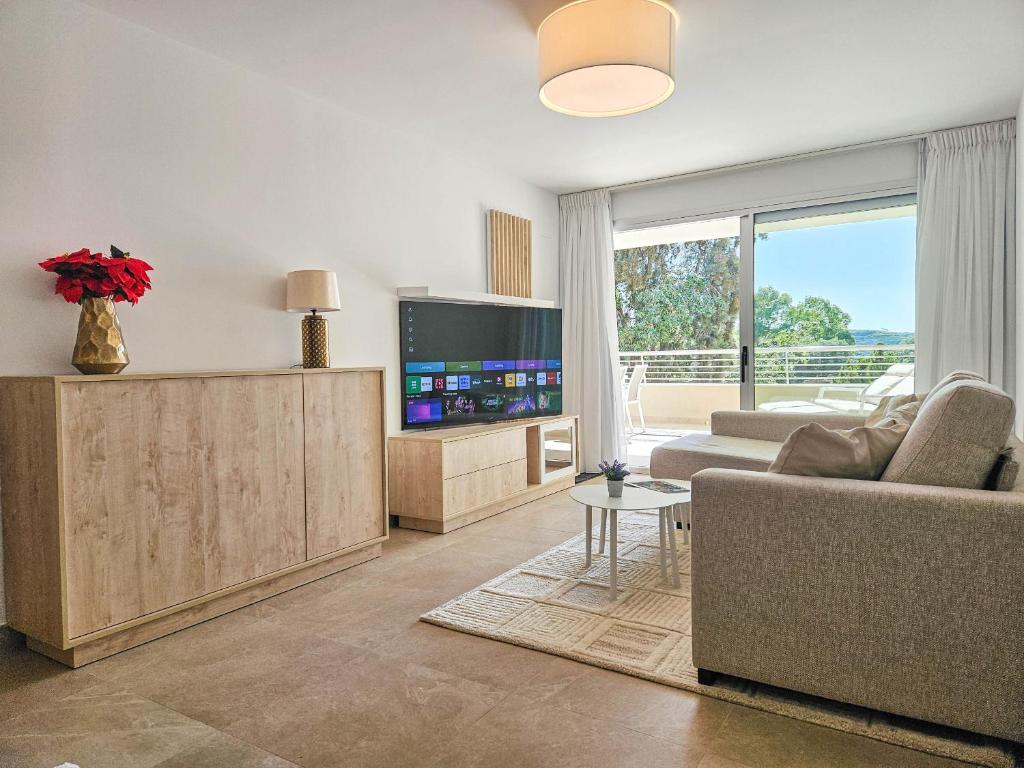 Two bedroom apartment in Sunny Golf, Estepona - 5