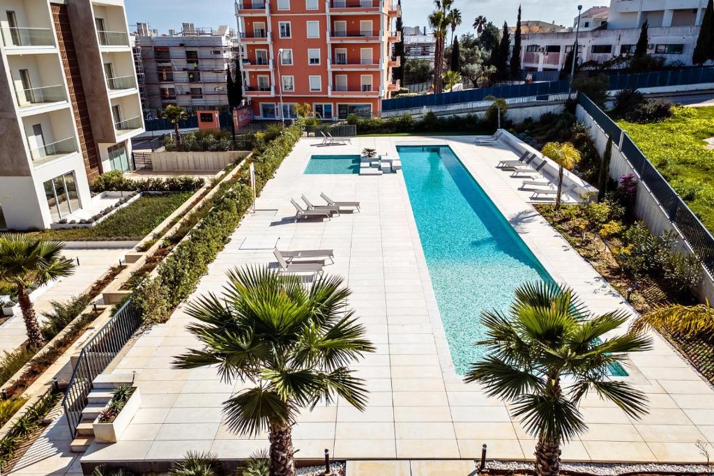 Green View Studio - Cozy Corner with Pool, Albufeira