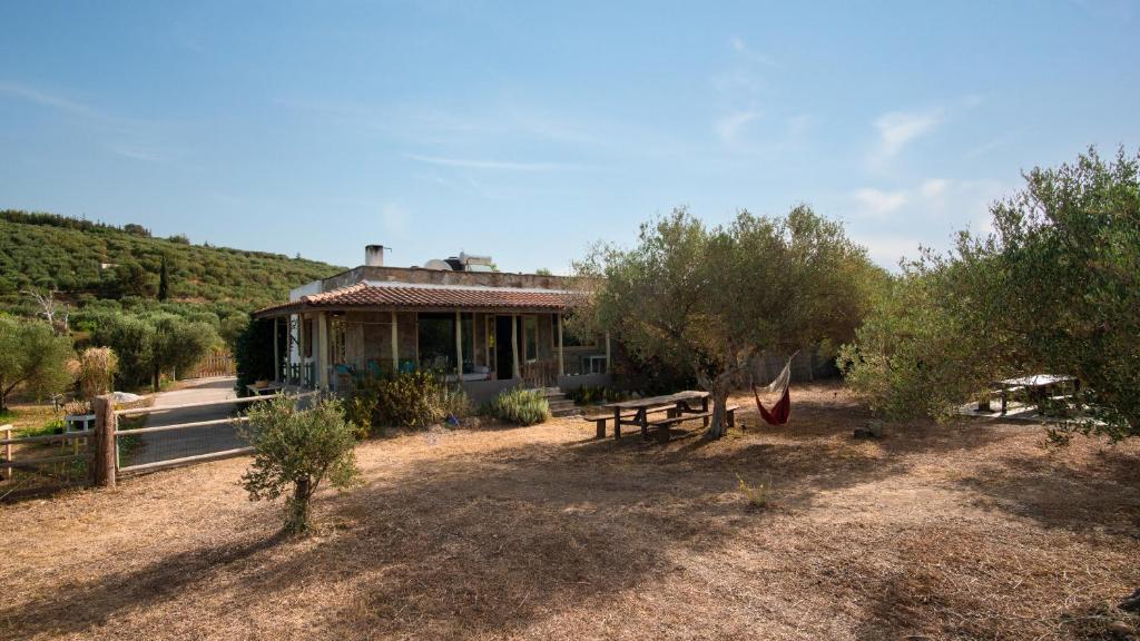 WHITE MOUNTAINS Nature Home, Arménoi