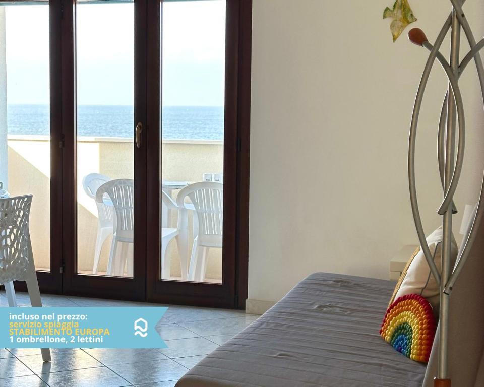 RS324 - Marcelli, trilocale fronte mare con spiaggia inclusa - 3