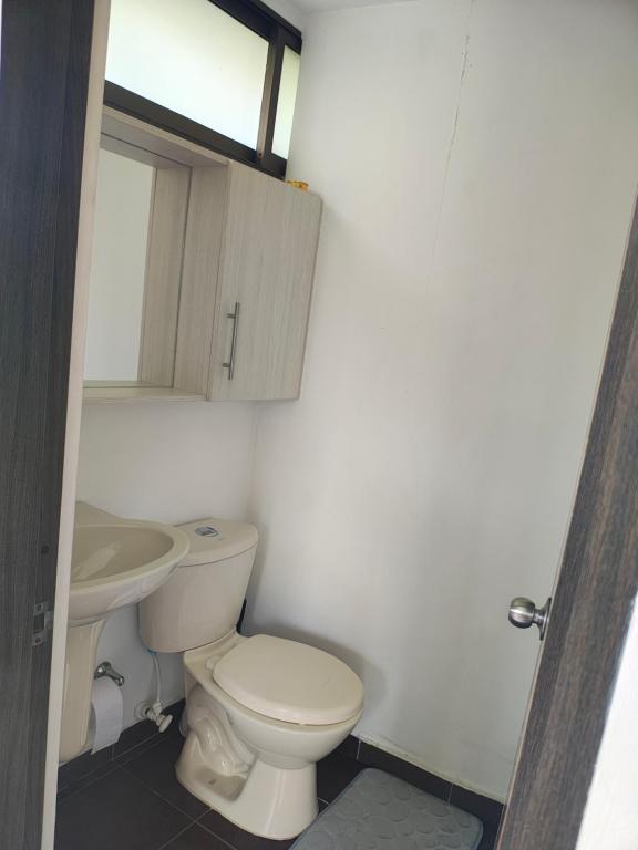 Apto 2 zona rosa sector la 70 estadio - 3